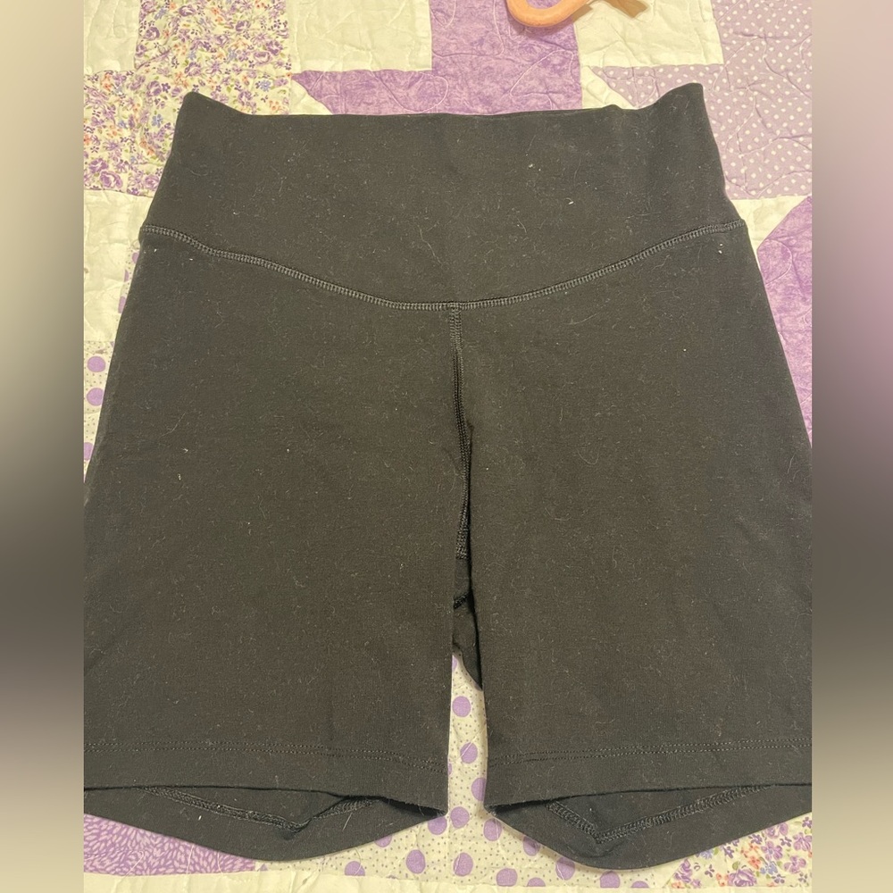 Old Navy Powerchill Extra High Rise Bike Short Size M